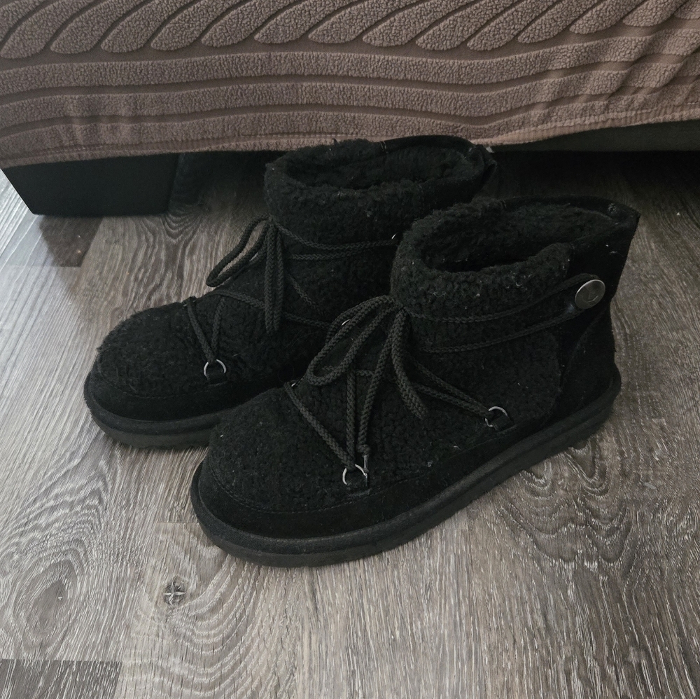 Koolaburra Black Ankle Slip-on Boots